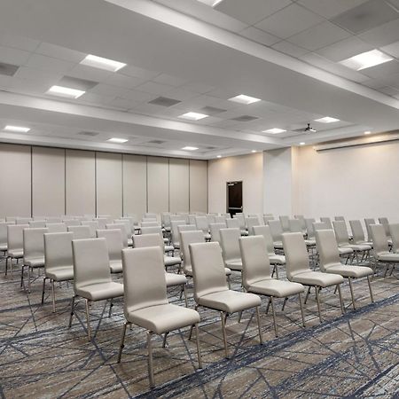Holiday Inn Express Richmond By Ihg Exterior foto