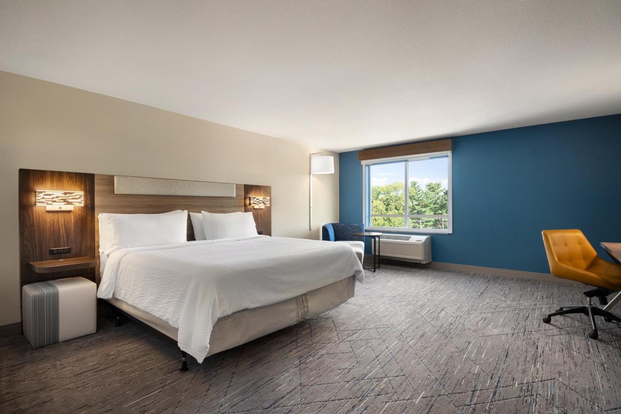 Holiday Inn Express Richmond By Ihg Exterior foto